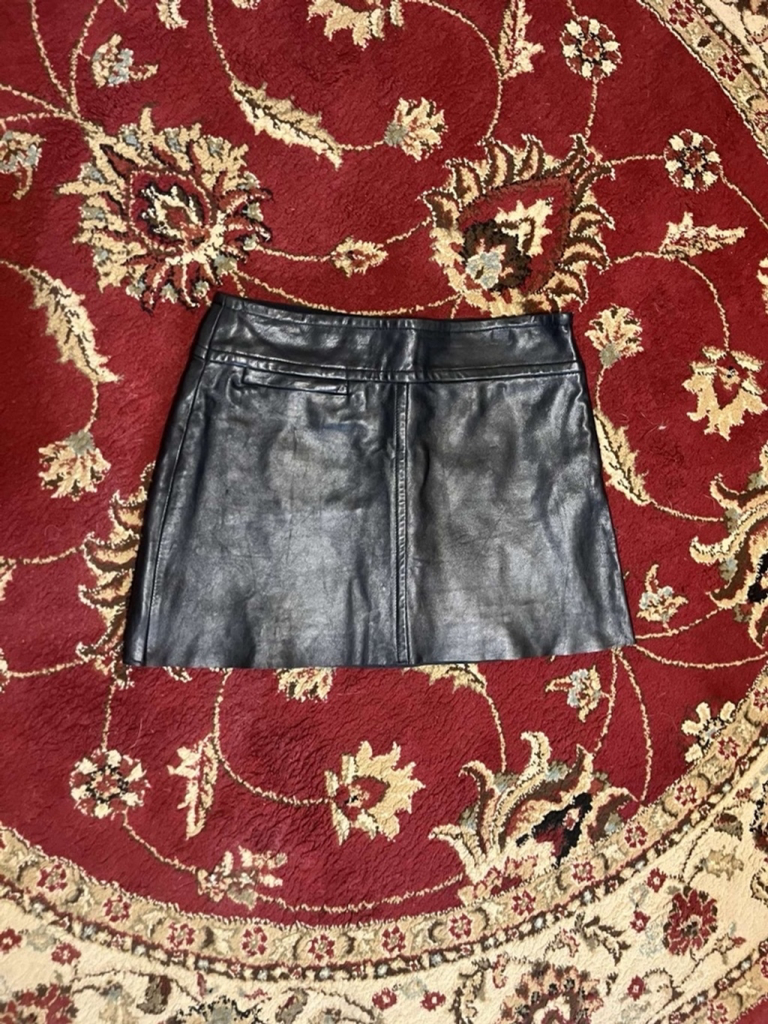 Vintage BCBGMaxAzria Black Lined Real Leather Dark Academia Mini Skirt Size 0