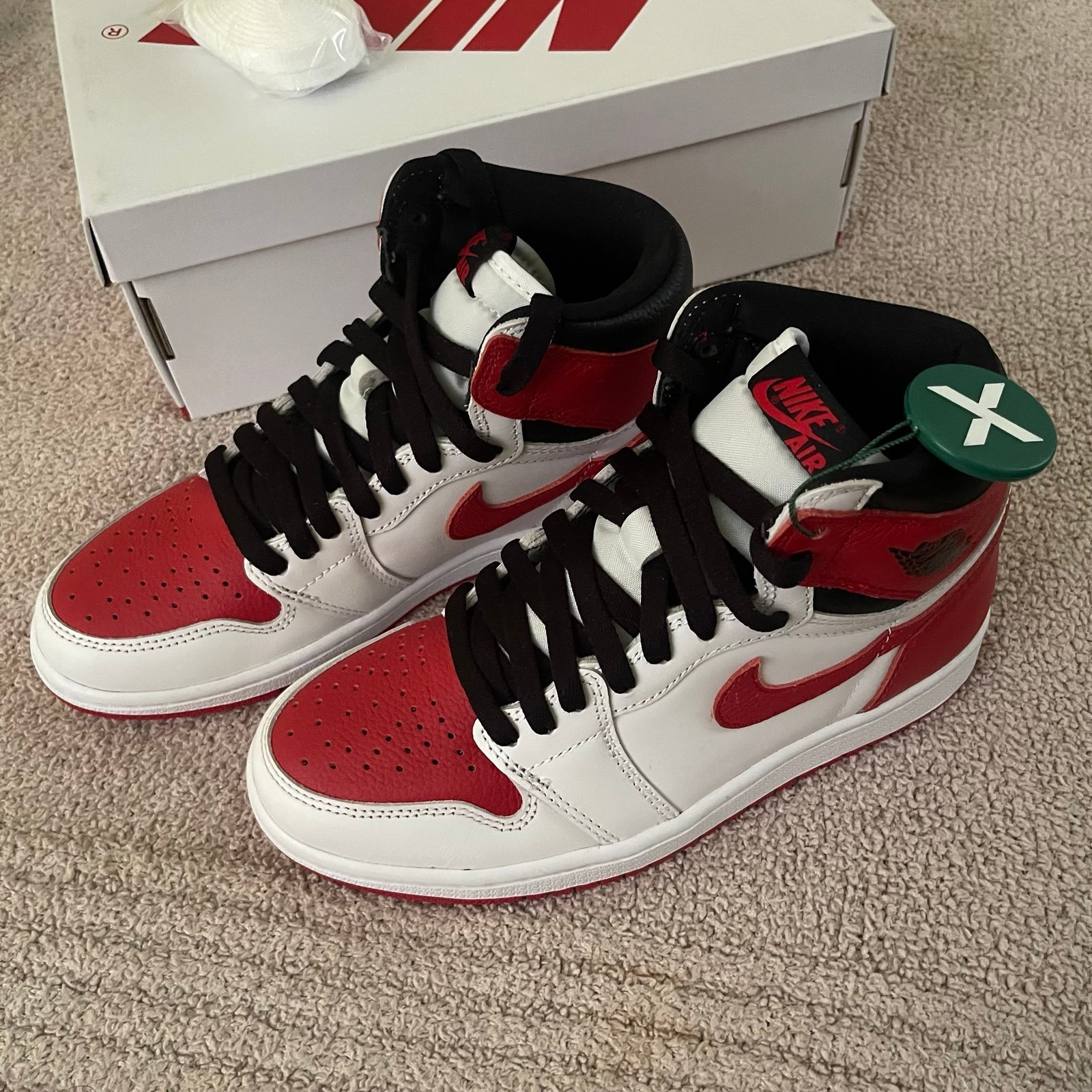 Nike Air Jordan 1 Retro High OG Heritage size 5.5