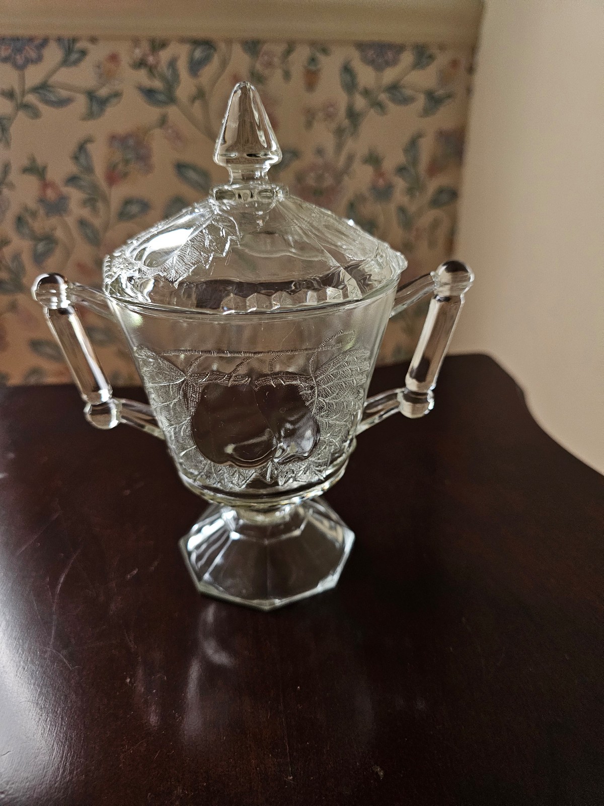 Vtg. Jeanette Glass Baltimore Pear Footed Pedestal Sugar Bowl with a Lid