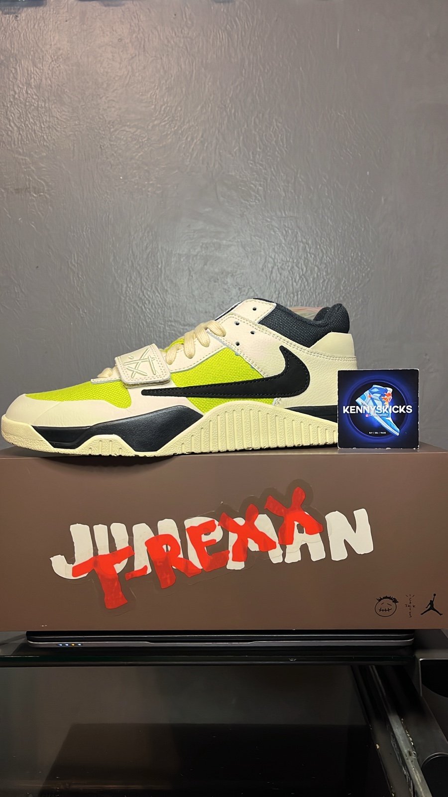 Jordan Jumpman Jack TR Travis Scott Bright Cactus Size 11M / 12.5W