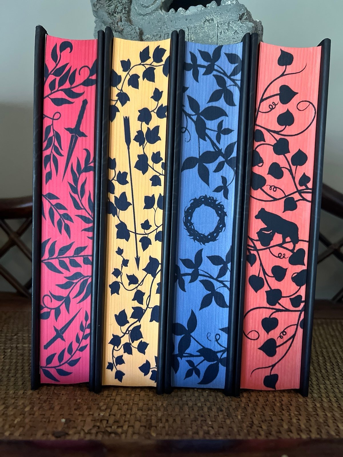 Illumicrate’s From Blood and Ash by Jennifer L. Armentrout