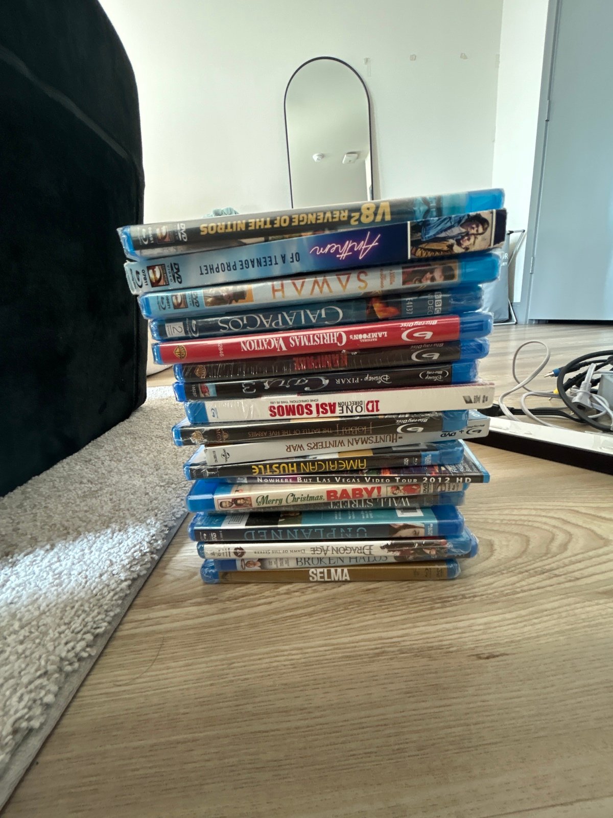 18 SEALED Blu-Ray DvDs