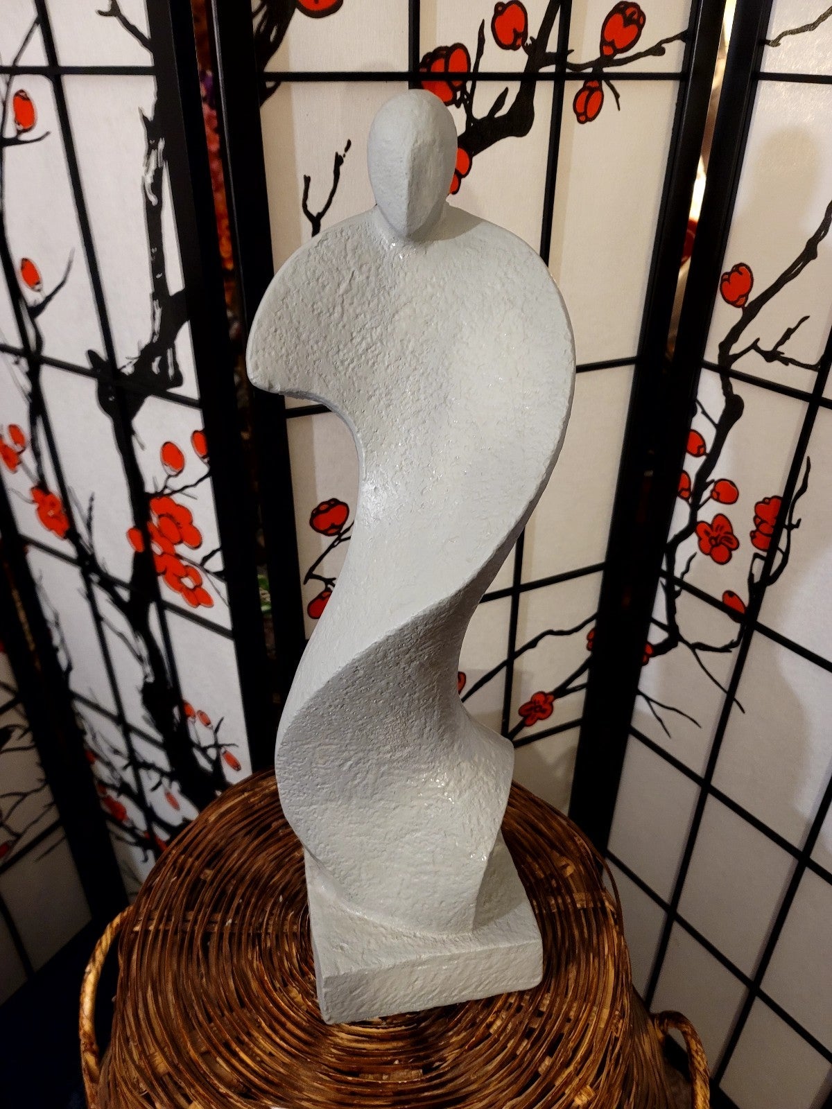 UNIQUE ABSTRCT MOLDED TWISTED HUMAN FORM BODY PROFILE/NO FACE/CLAY MOLD