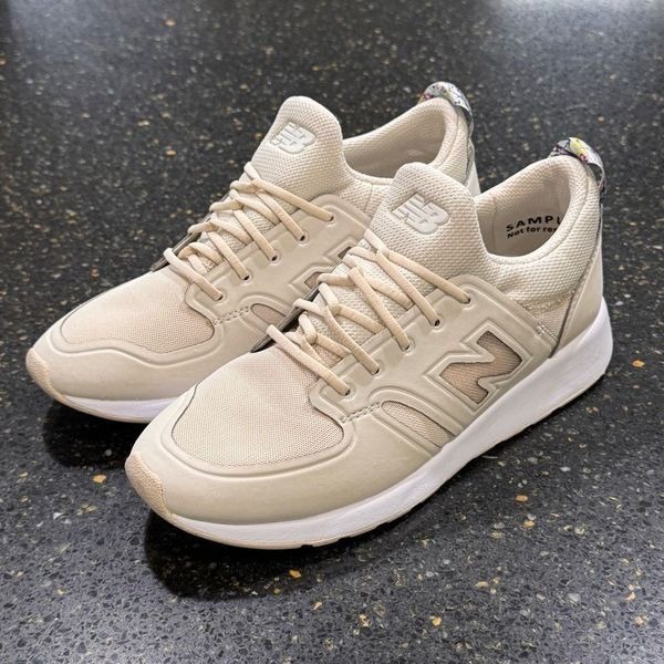 New Balance 420 Revlite v1 Slip On Sneakers. Size 7B.