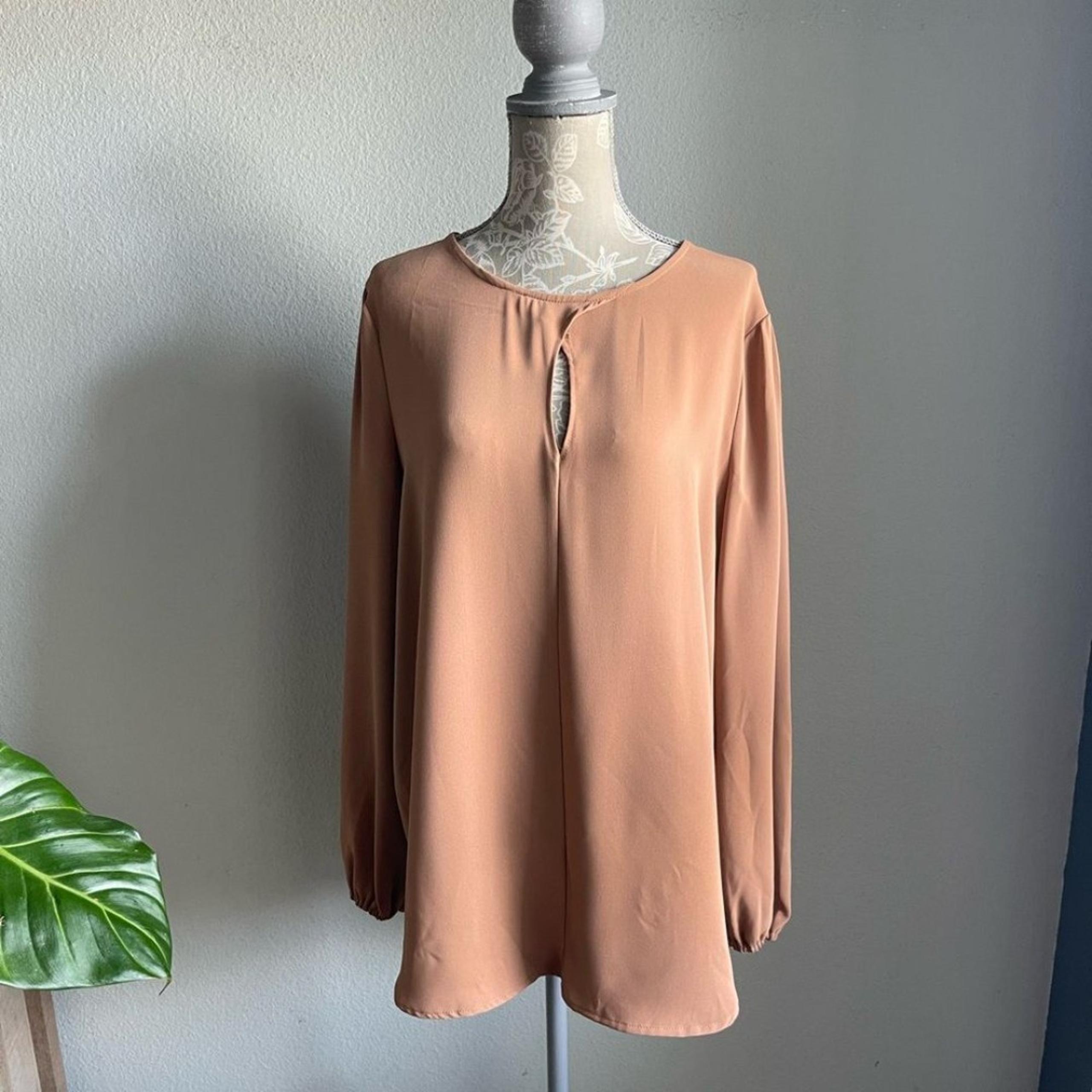 Elie. Elie Tahari Keyhole Neck Back Zip Blouse in Tan