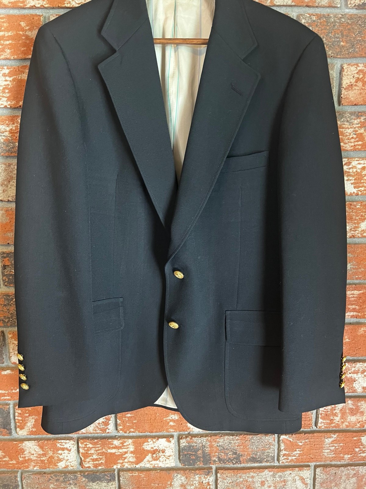 Wimbledon Black Blazer Gold Buttons 38R