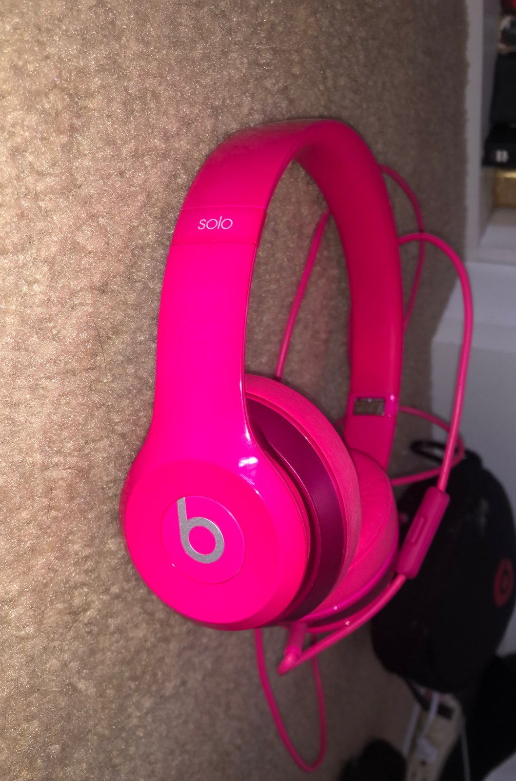 Beats solo Wired