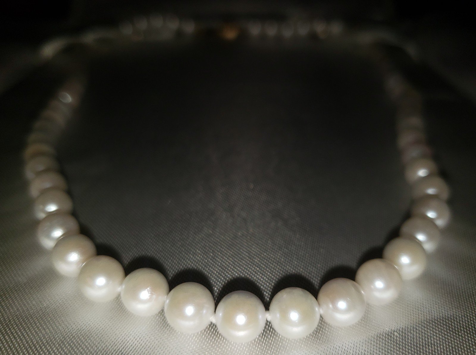 Vintage 17 1/2 White Akoya Pearl Necklace With 14k Gold Clasp