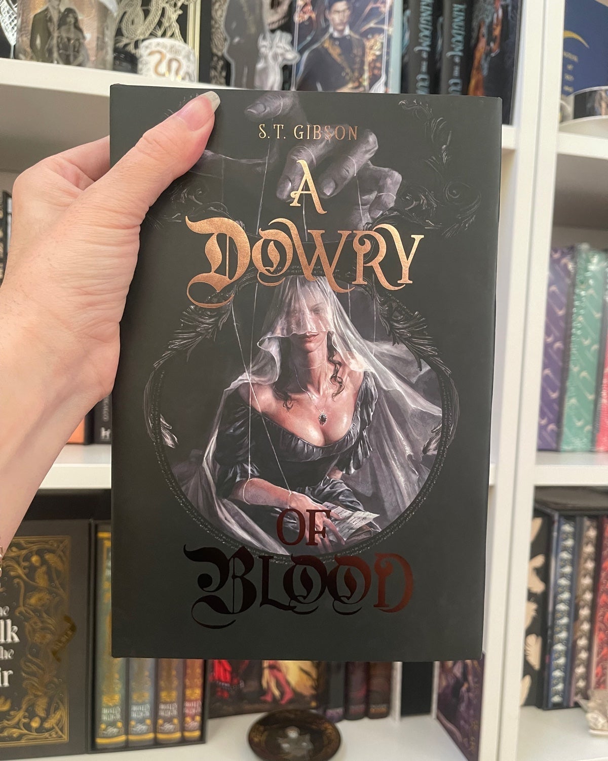 A Dowry of Blood Bookish Box SIGNED Exclusive edition + ITEMS