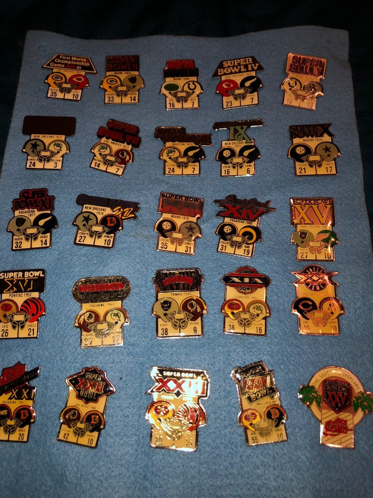 Complete Set 1st 25 NFL Super Bowl Pins