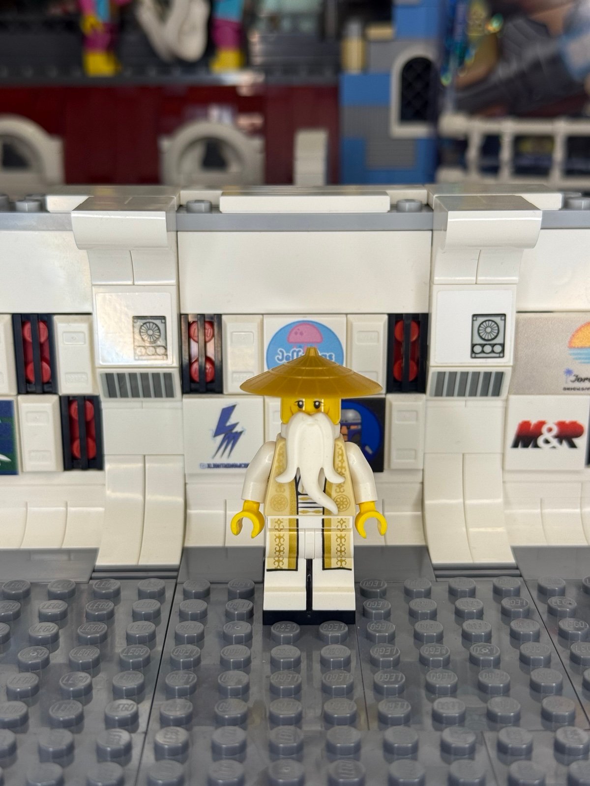 Lego Ninjago Temple of Airjitzu Sensei Wu Minifigure