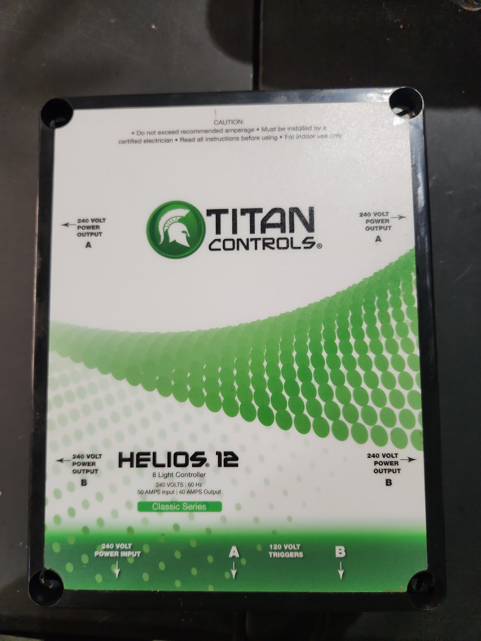 Titan Controls Helios 12 - 8 Light 240v Controller w/ Dual Relay Trigger Cord