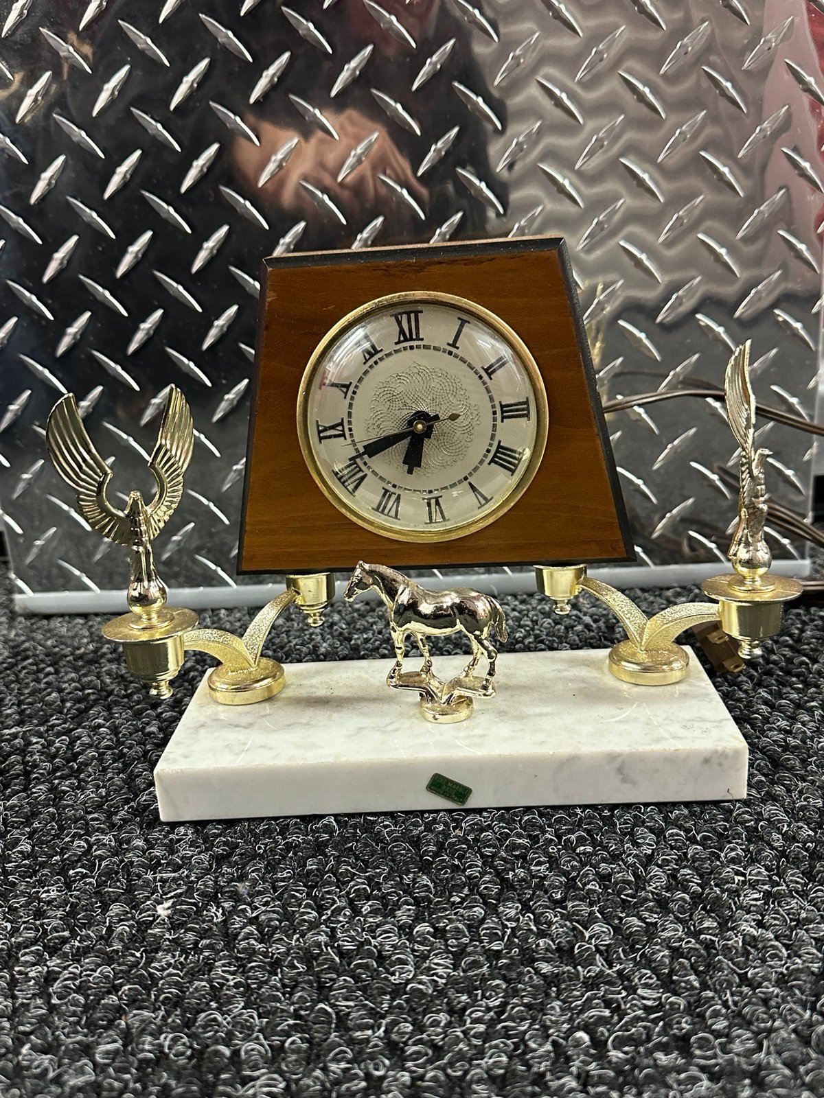 Horse Lanshire Mantle Clock Figure Brass Metal marble Base Electric
