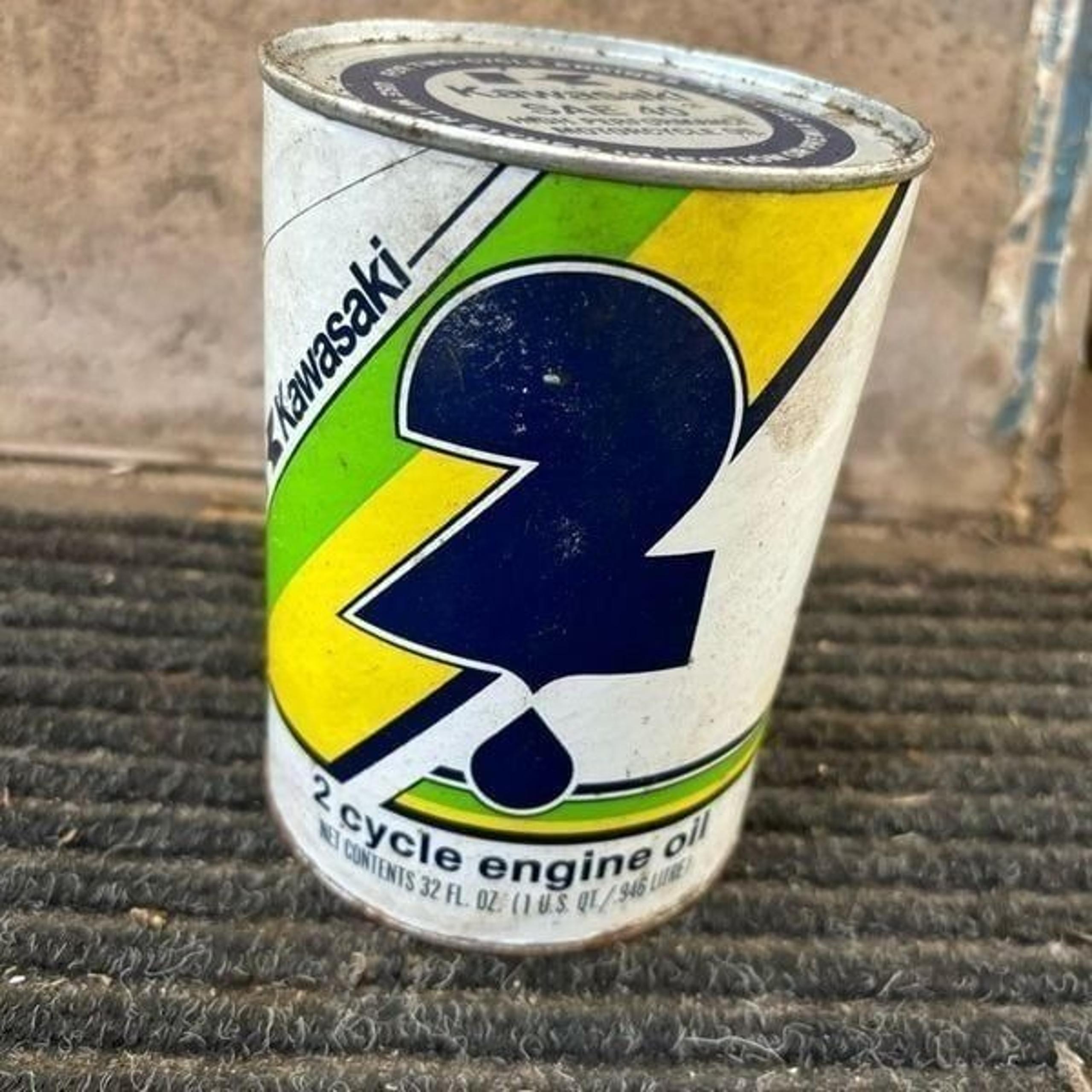 Kawasaki 2 Cycle Engine Oil SAE 40 1 Qt. Vintage Can *Full*