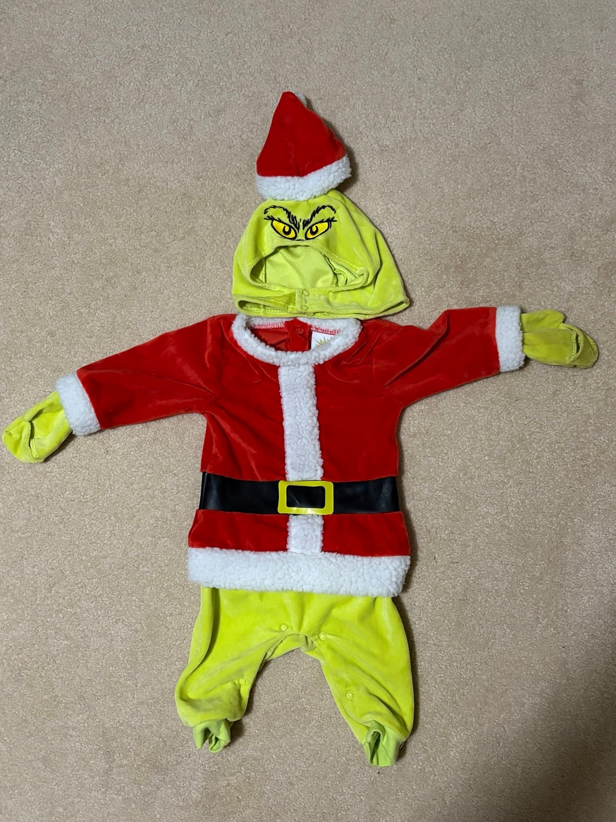 Baby grinch costume