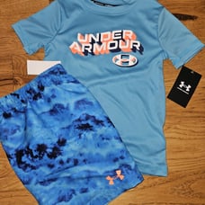 NWT Under Armour swim set size 4