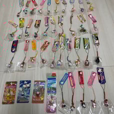 Hello Kitty Local Strap Charm Set