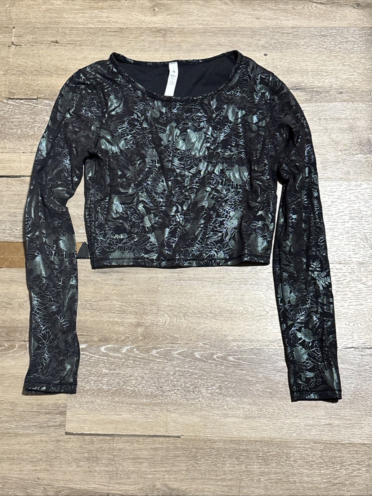 Lululemon Wunder Train Cropped BOUTIQUE Long Sleeve Shirt *Foil (Size 6)