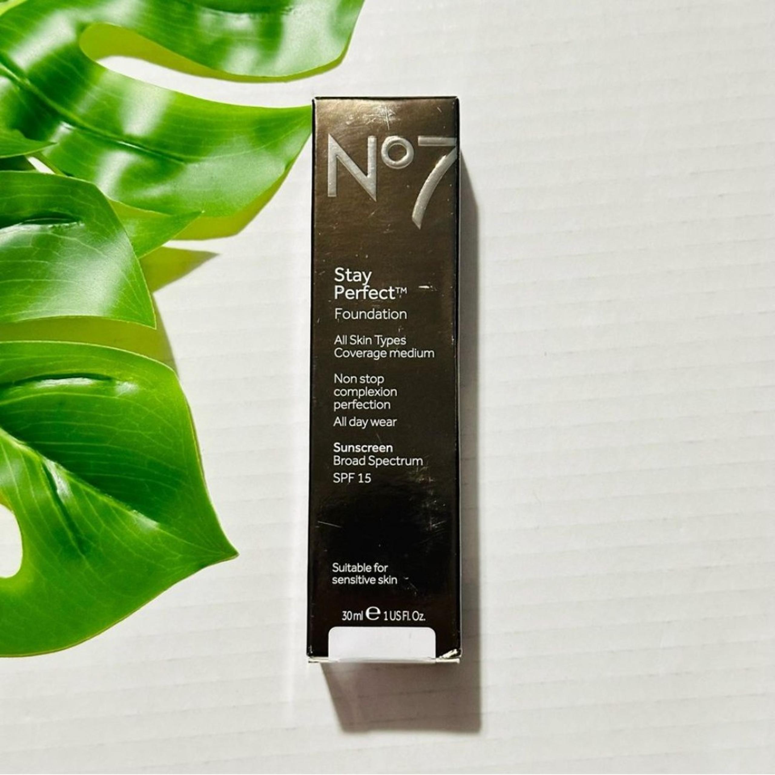 No 7 Stay Perfect Foundation in Shade Warm Beige NEW