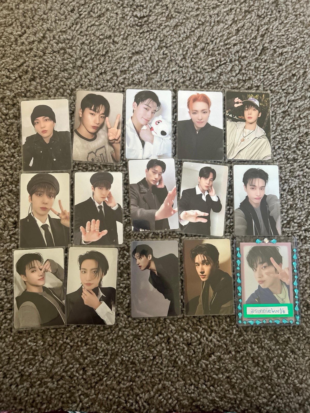 ateez golden hour pc set (~2.5 per pc)