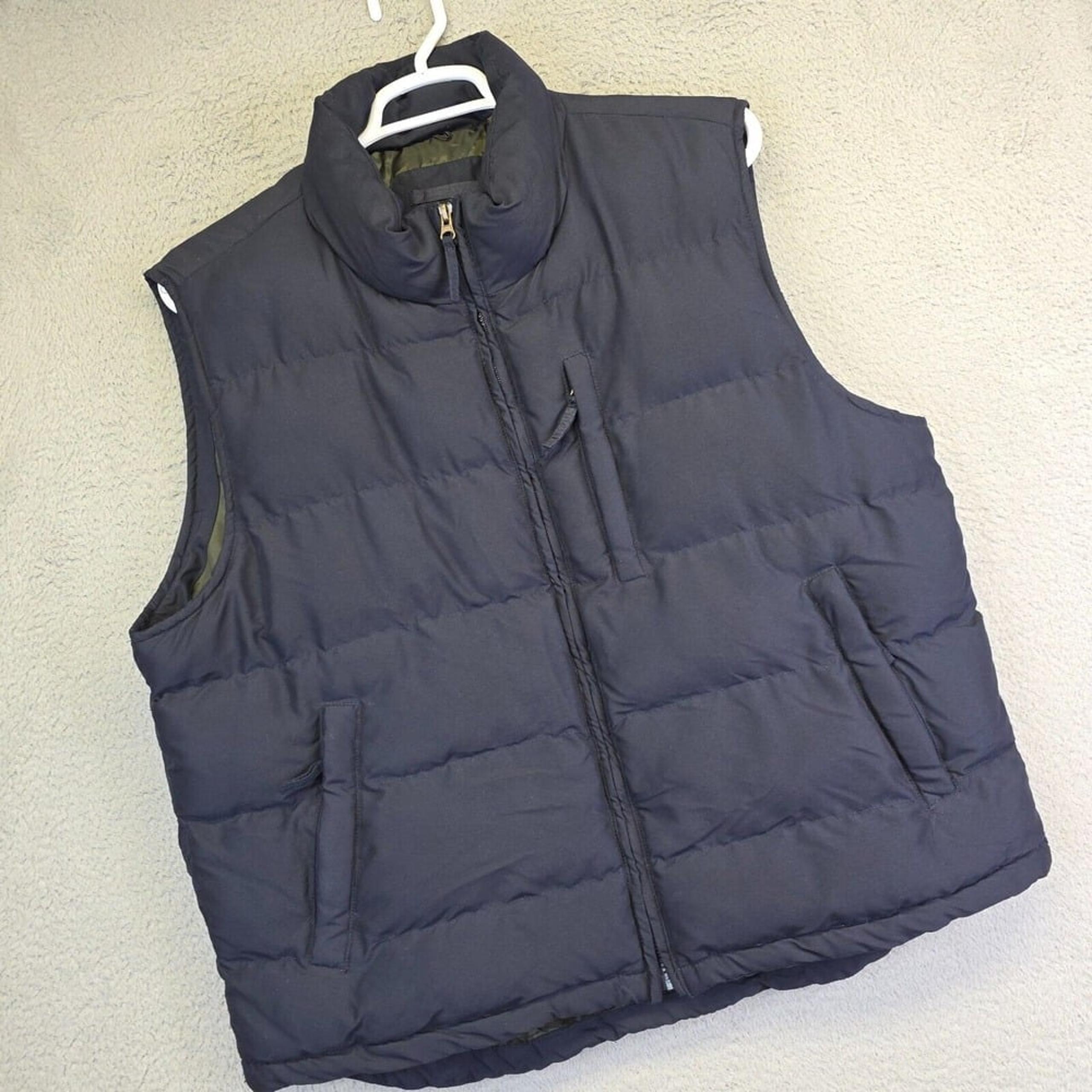 St Johns Bay Puffer Vest Mens XL Black Full Zip Insulated Outdoor Preppy Winter