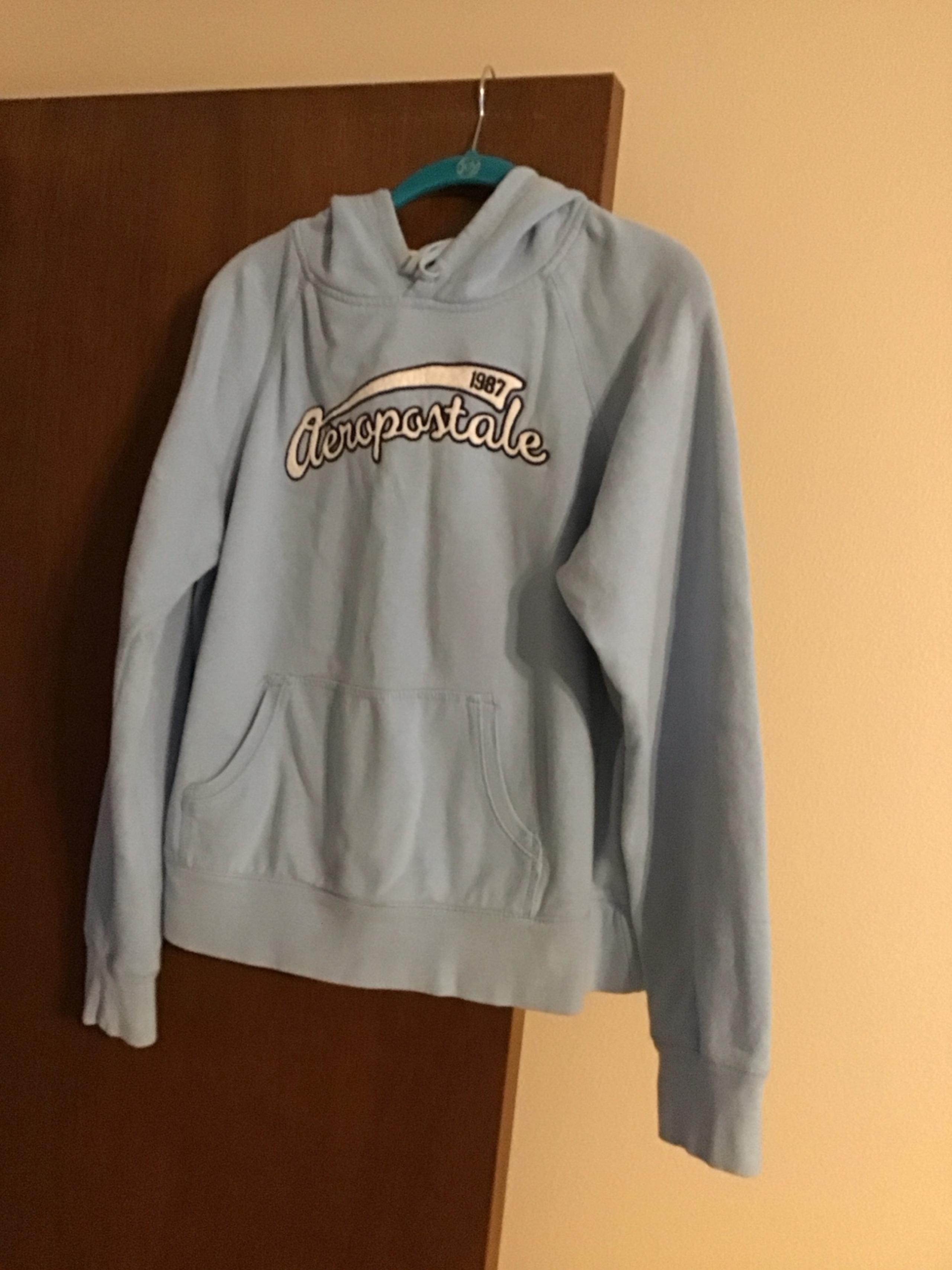 aeropostale hoodie size L