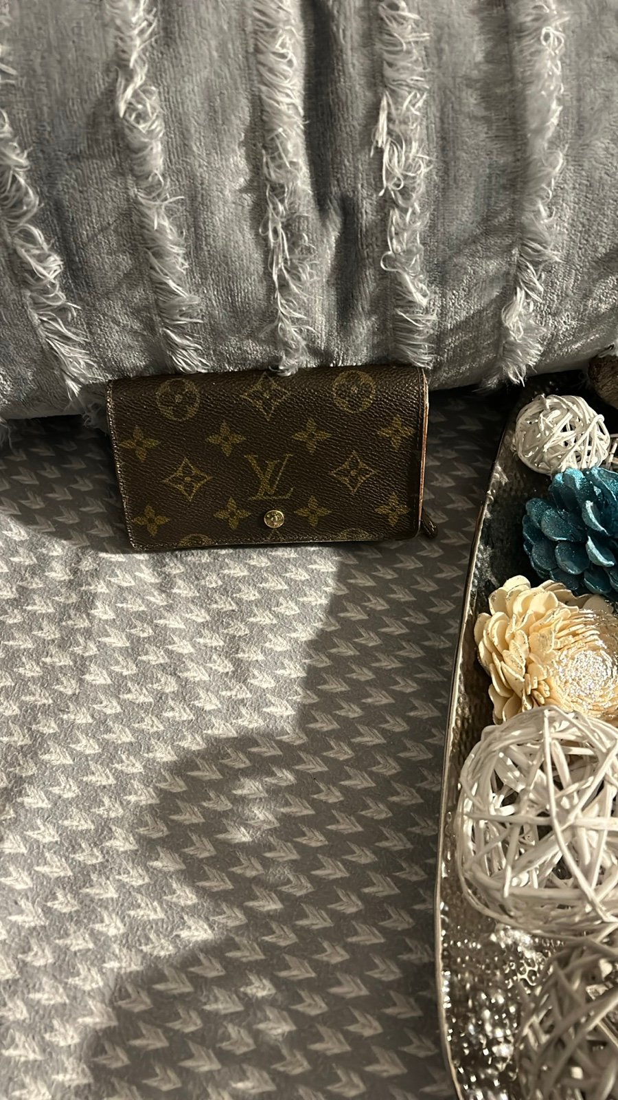 Vintage Louis Vuitton Monogram Porte Monnaie Tresor Wallet Bifold