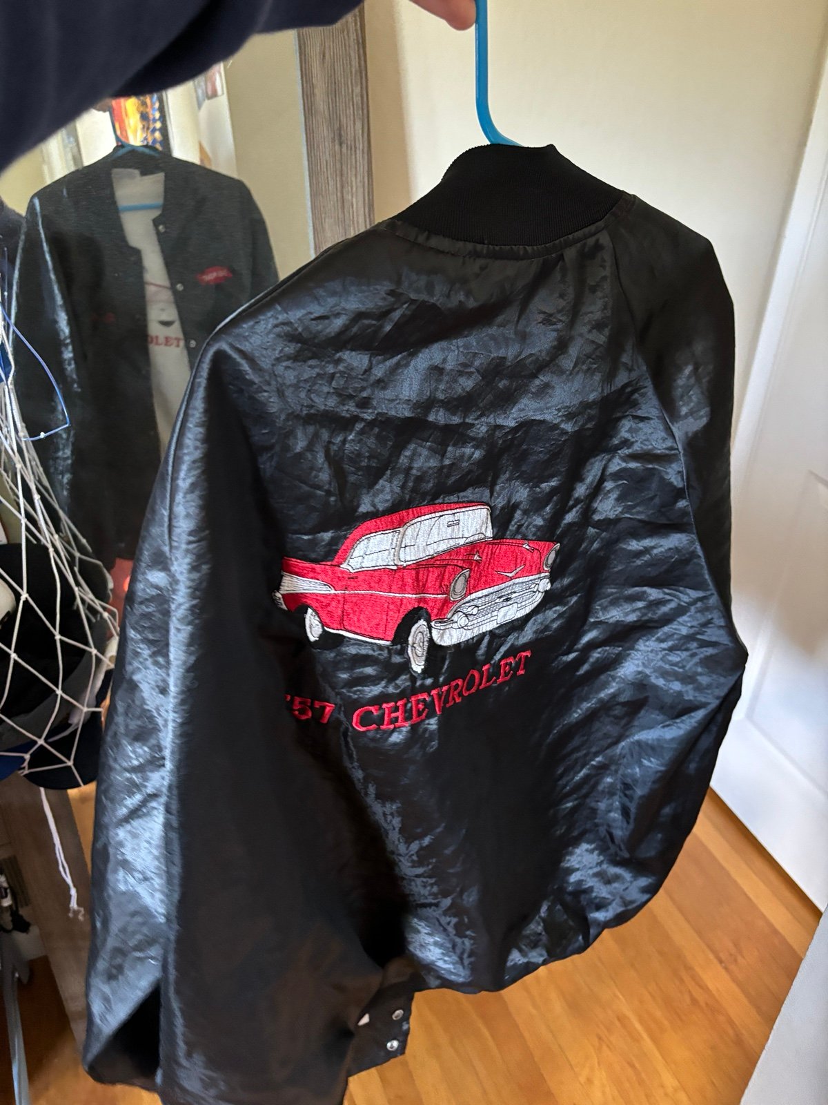 Thin bomber jacket