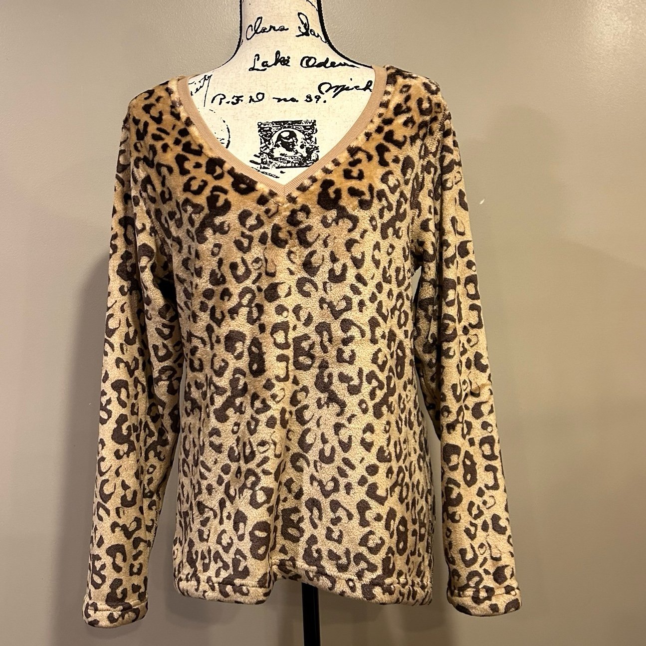 UGG Double Knit Fleece Leopard Print Lounging Pajama Top