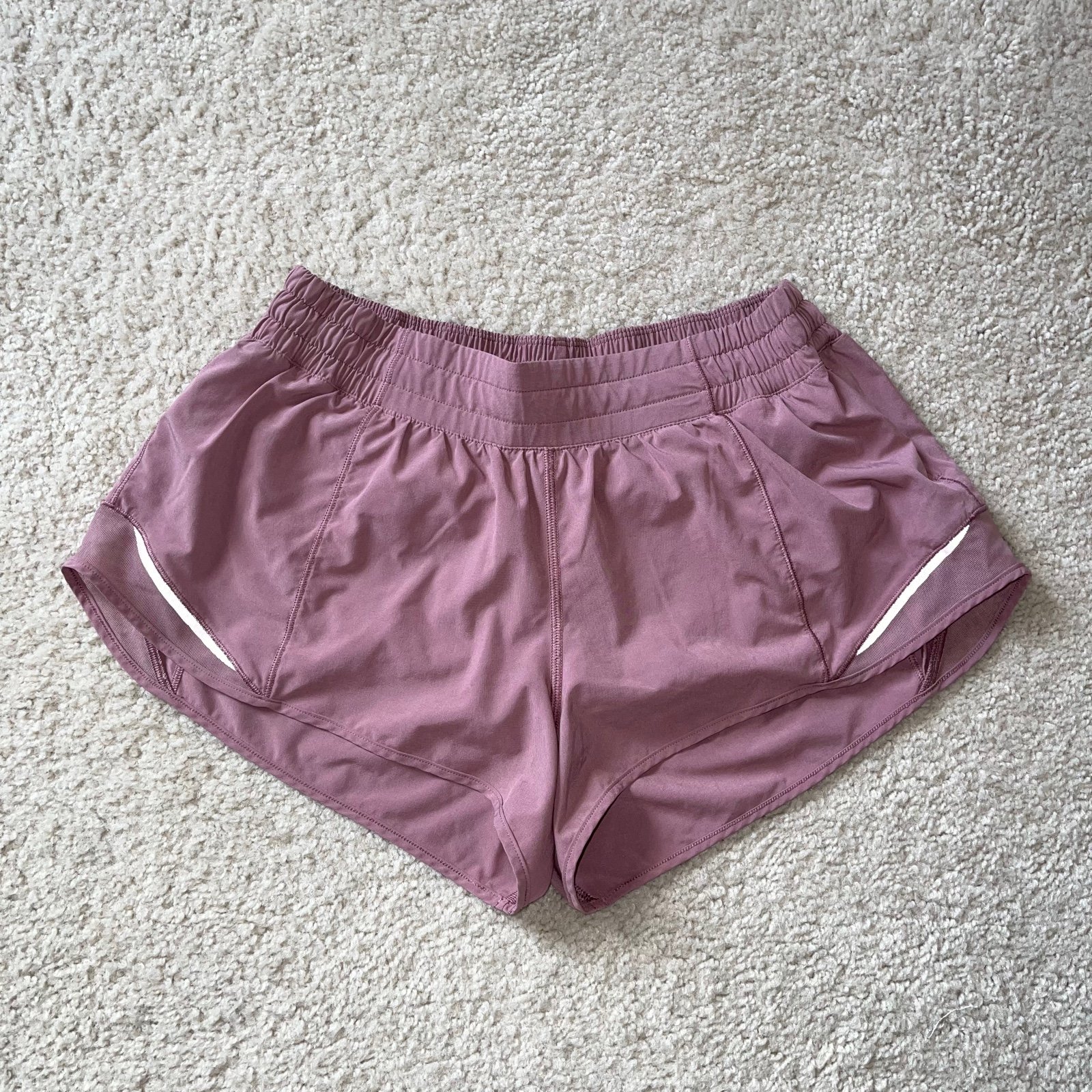 Lululemon Hotty Hot Shorts Quicksand