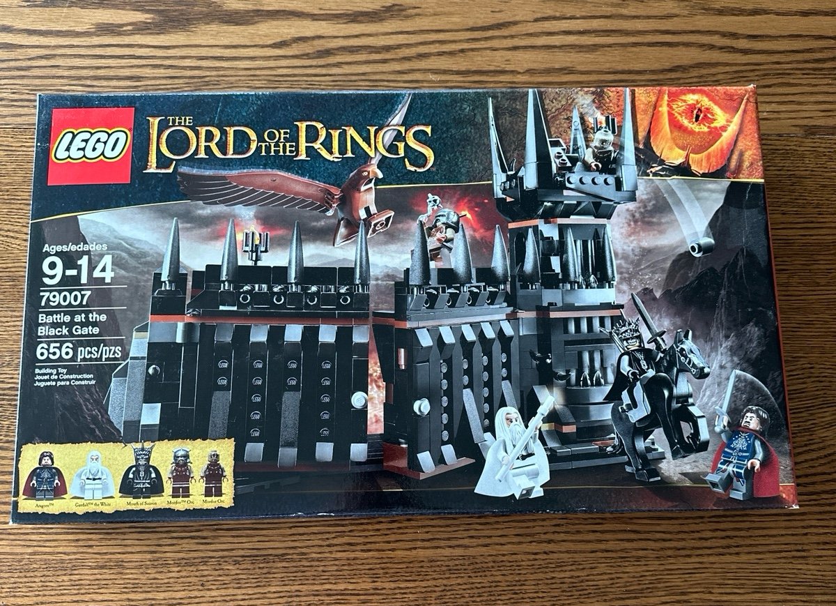 Lego 79007 Lord of the Rings Battle at the Black Gate Retired Set Sealed