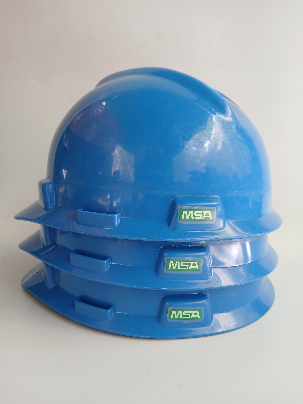 MSA V-Gard Medium Blue Hard Hat Shell Construction PSE Personal Safety Equipment