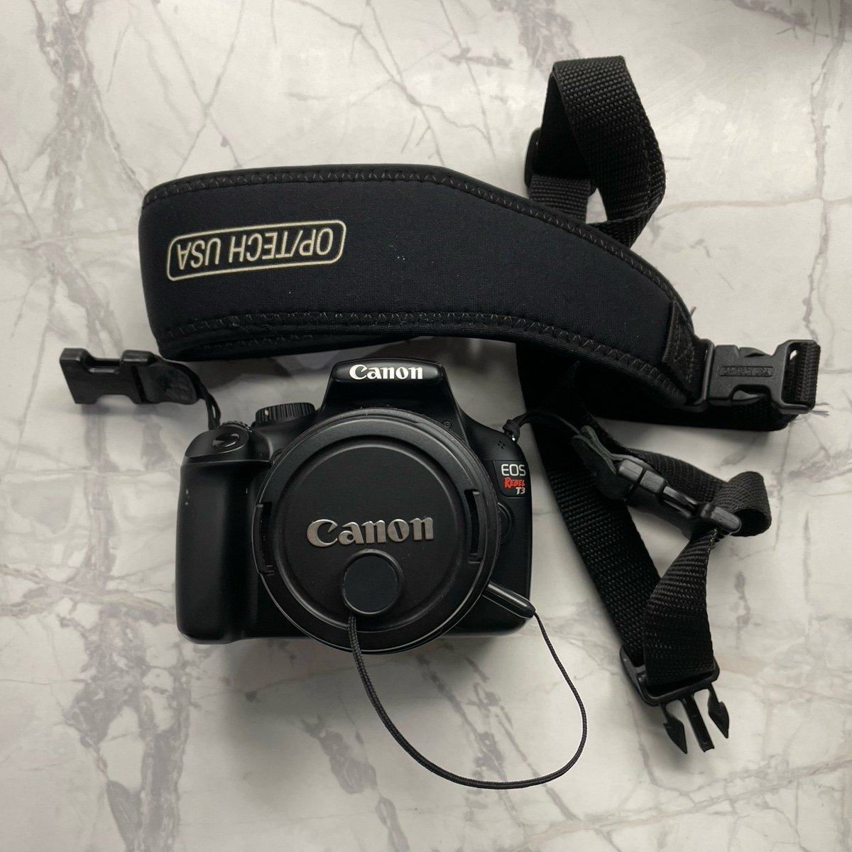 Canon EOS Rebel T3 Digital Camera Bundle