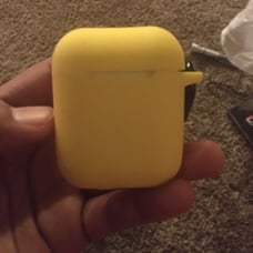 AirPods (2nd generation)