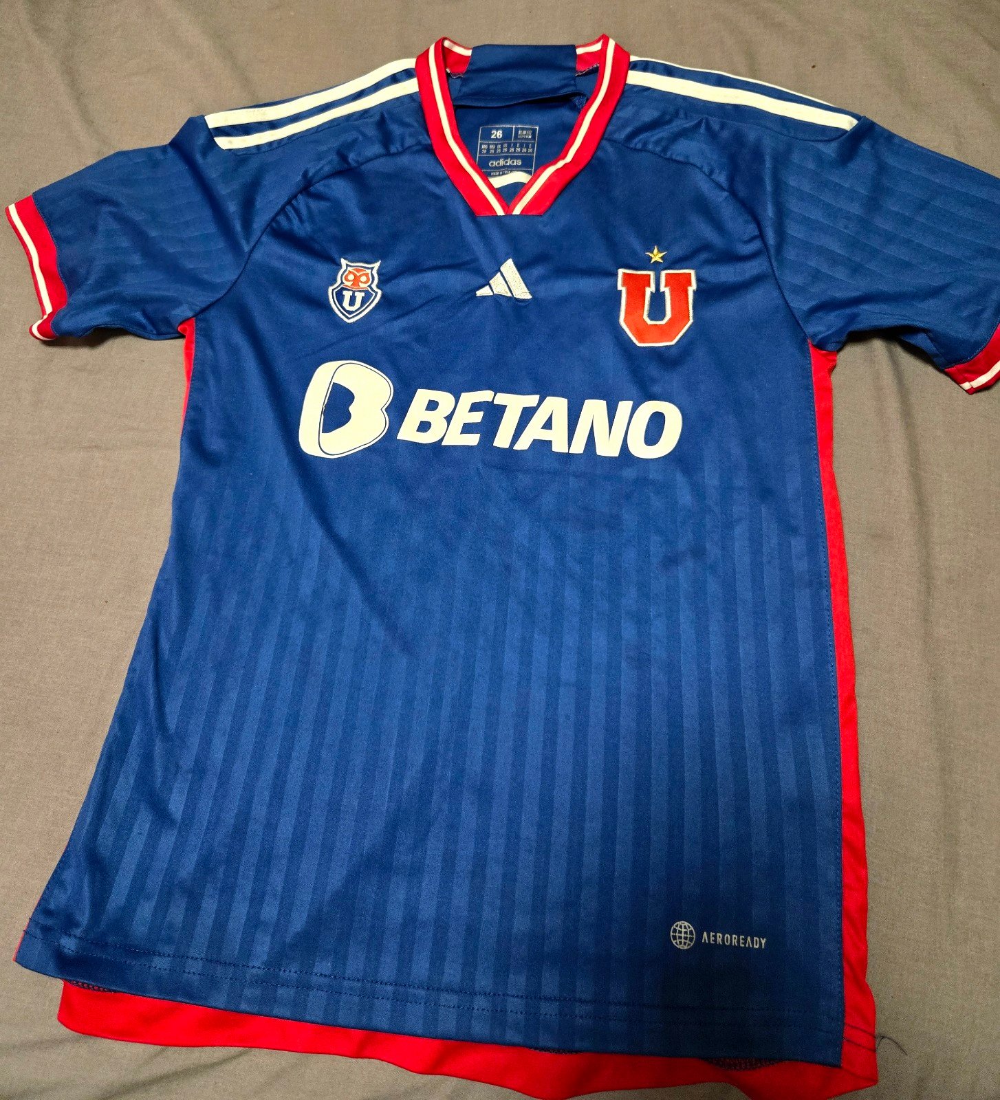 La U de Chile jersey size 26 kids