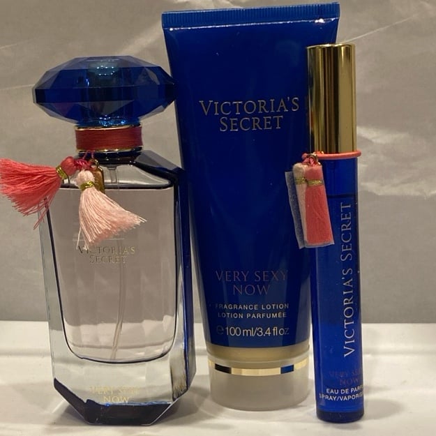 Victoria’s Secret Very Sexy Now Fragrance Set