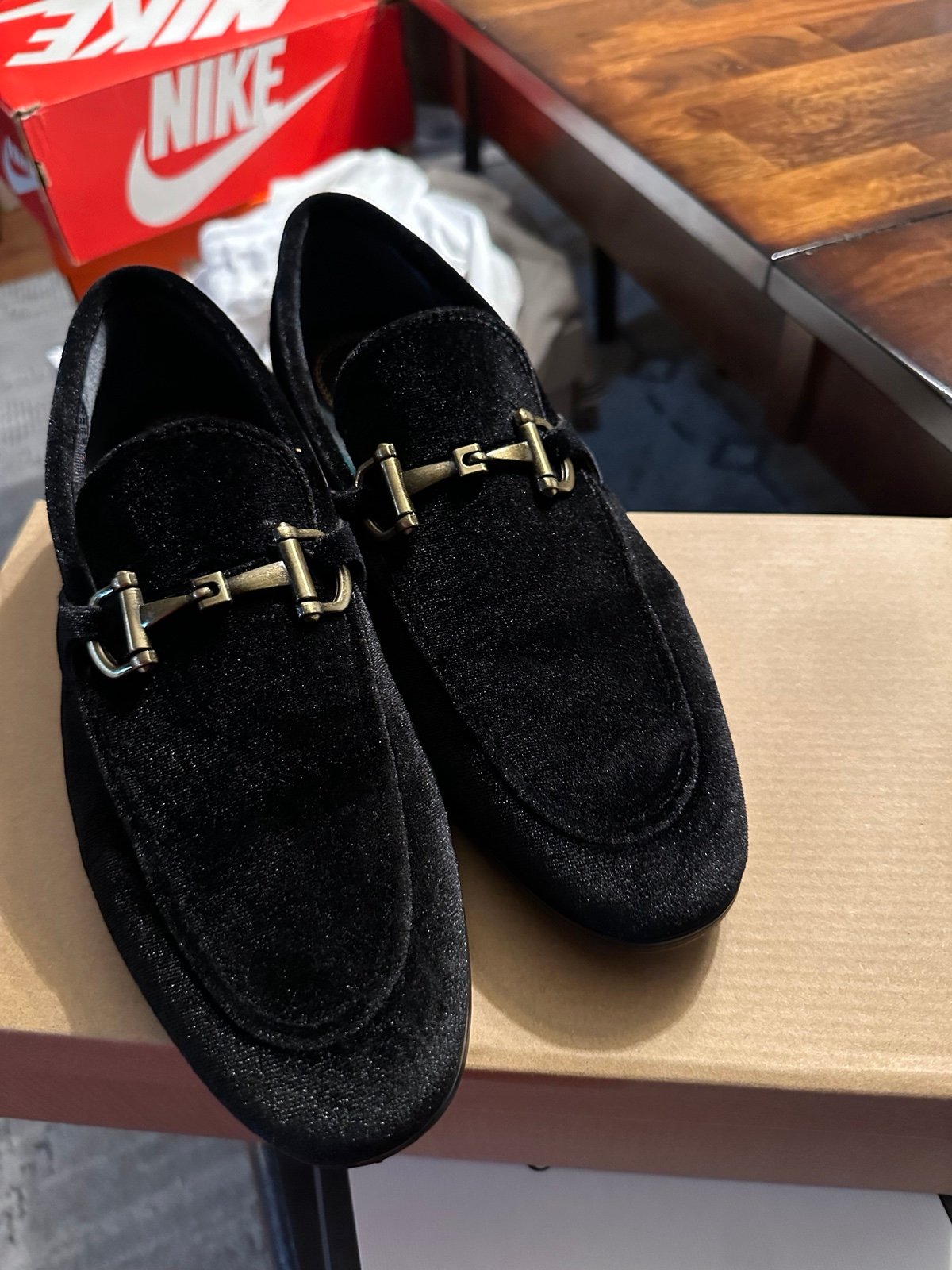 Steve Madden delay black velvet dress shoes