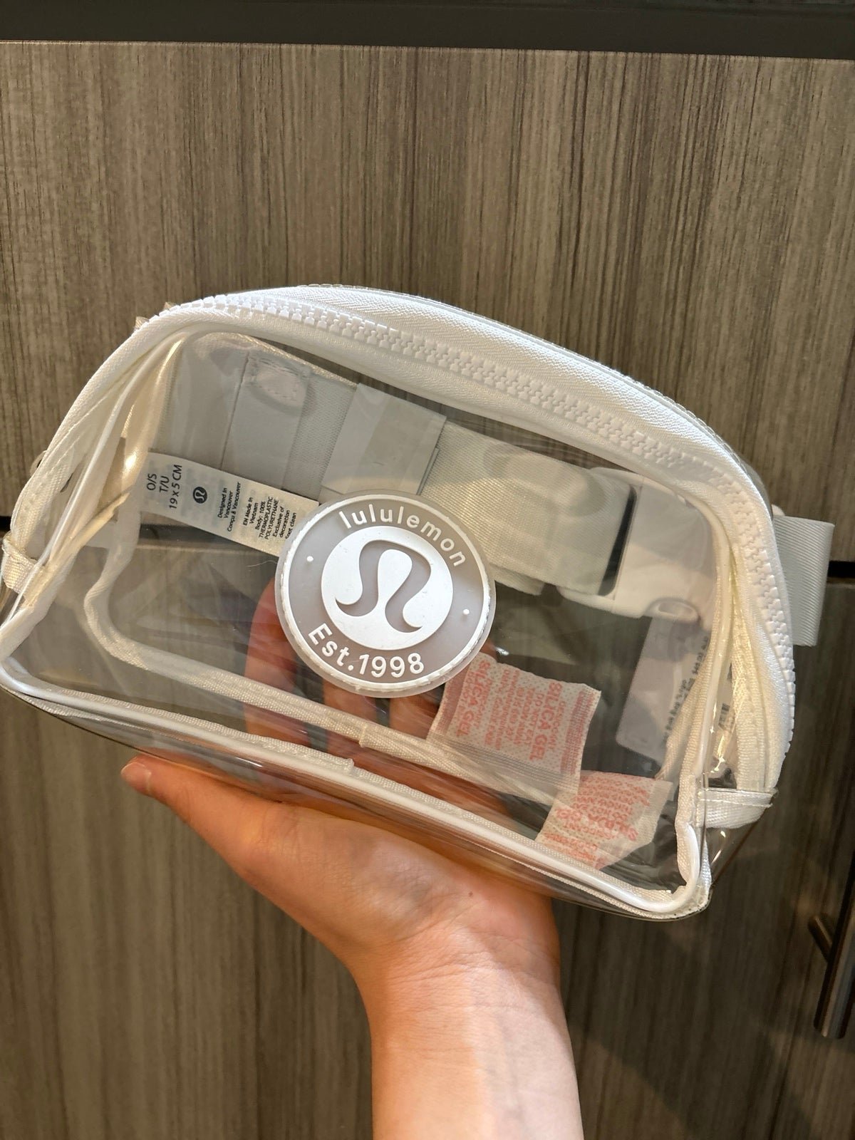 Lululemon Clear White EBB belt bag *asia exclusive*