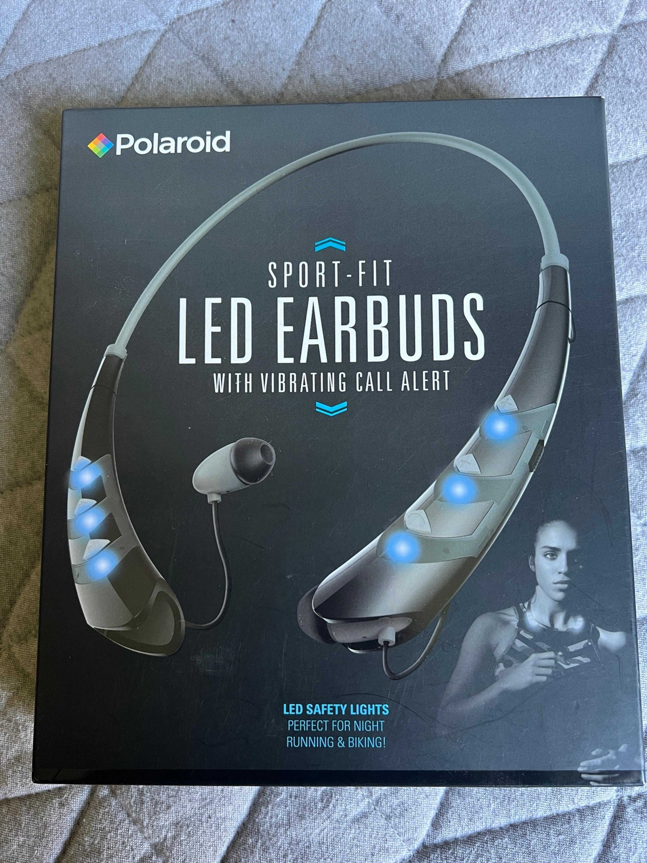 Polaroid Wireless Sport Headphones With L.E.D Beat Lights