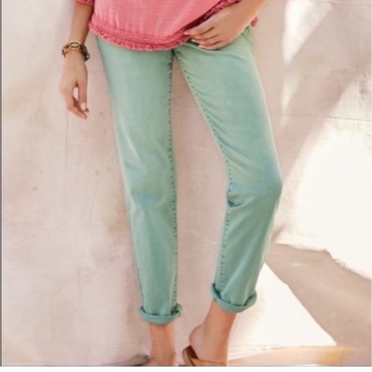 SOFT SURROUNDINGS Green Ultimate Denim Pull On Relaxed Straight Jean S