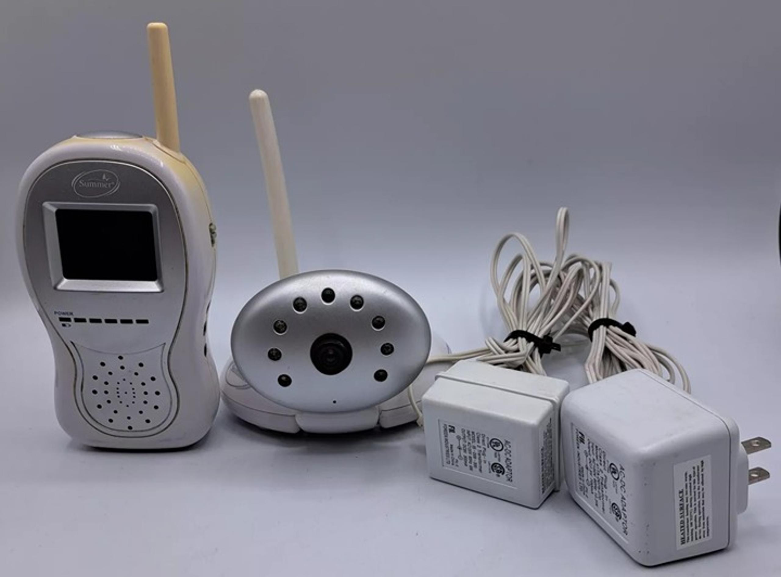 SUMMER INFANT Audio/Video Baby Monitor 210A Complete w Night Vision