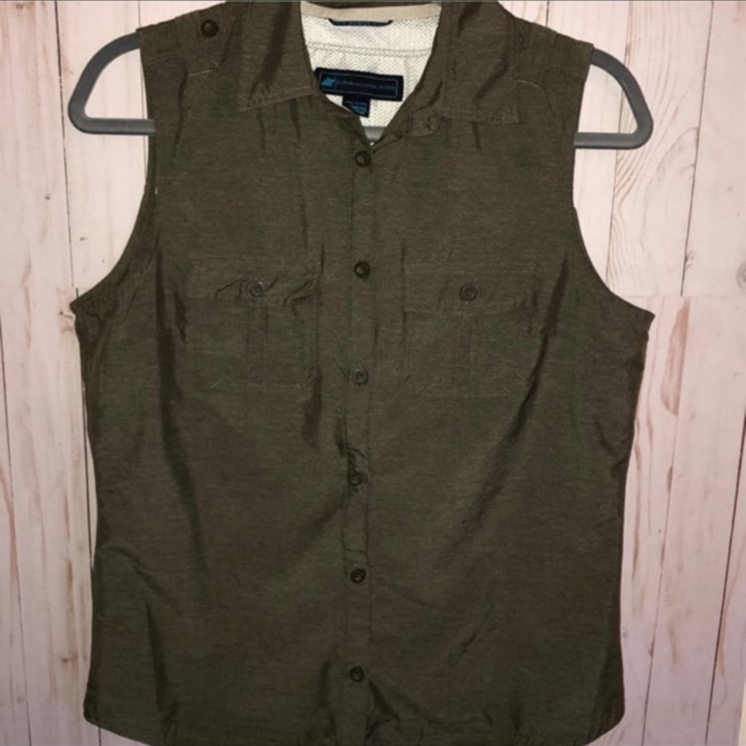 Eastern Mountain Sports Vest Medium Thin Outdoor