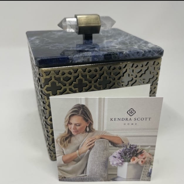 NWT Kendra Scott Square Filigree Box in Blue Sodalite!