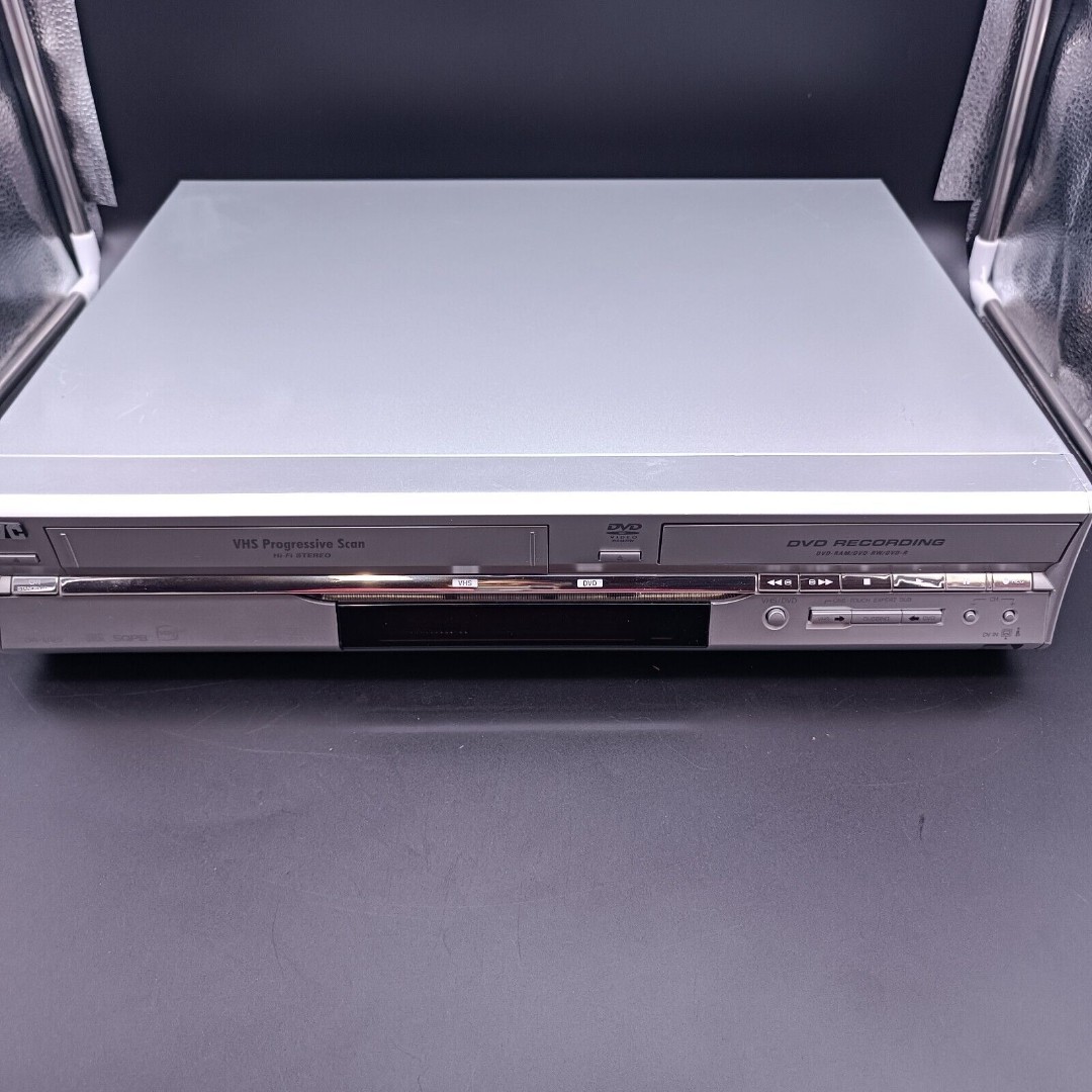 JVC DR-MV5SU DVD VHS Player Recorder VCR Combo w/ No Remote Tested and Working