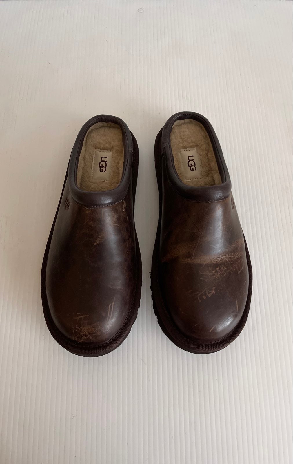 UGG Mens Clog Leather Slipper Shearling