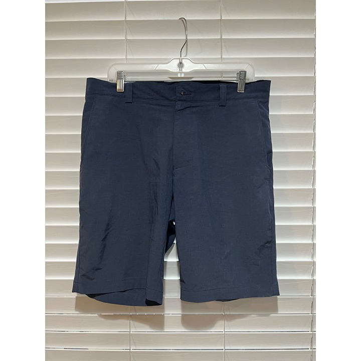 Peter Millar Performance Shorts - Size 33