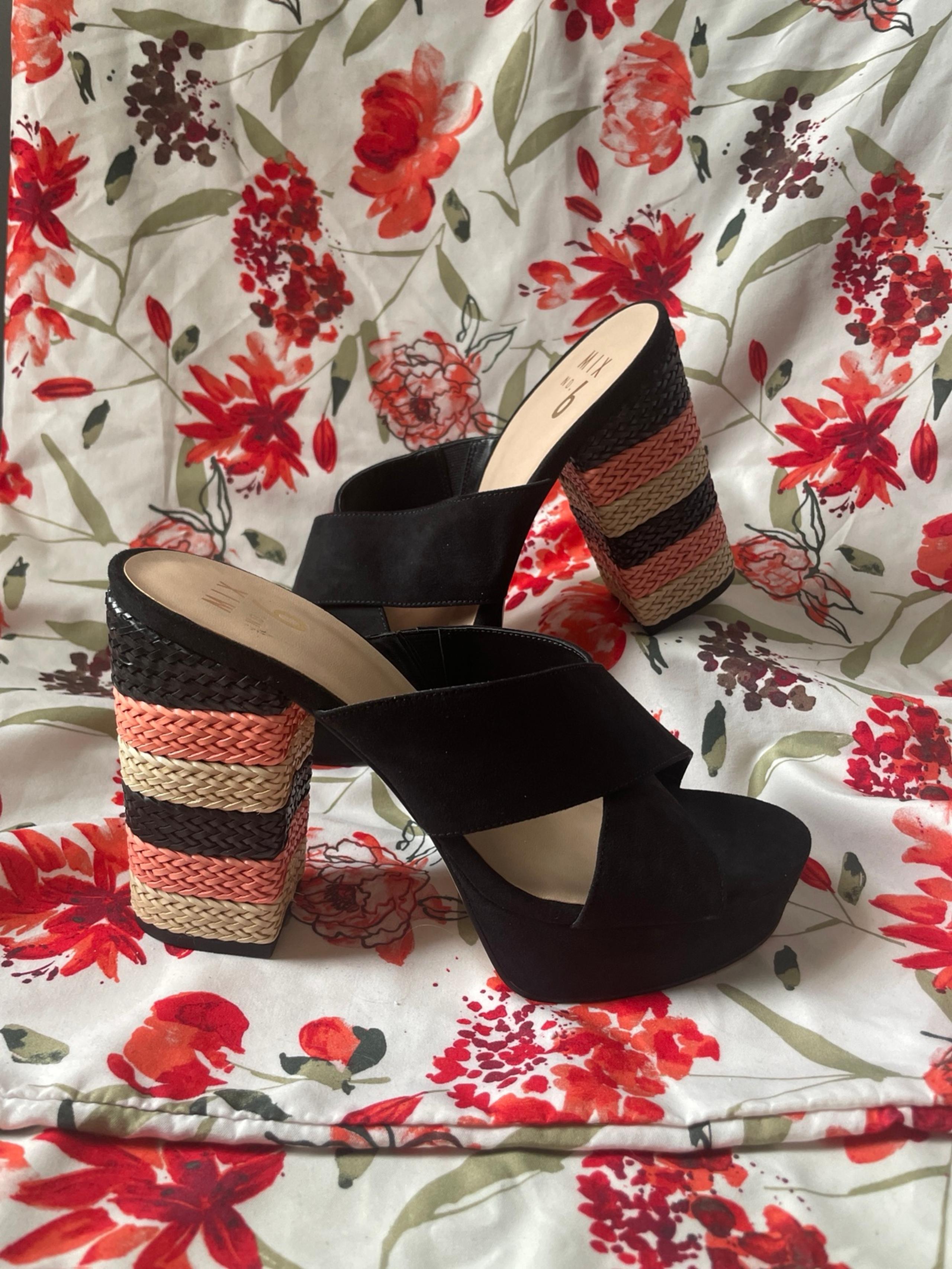 Mix No. 6 Heeled Sandal Size 9.5 NWOT