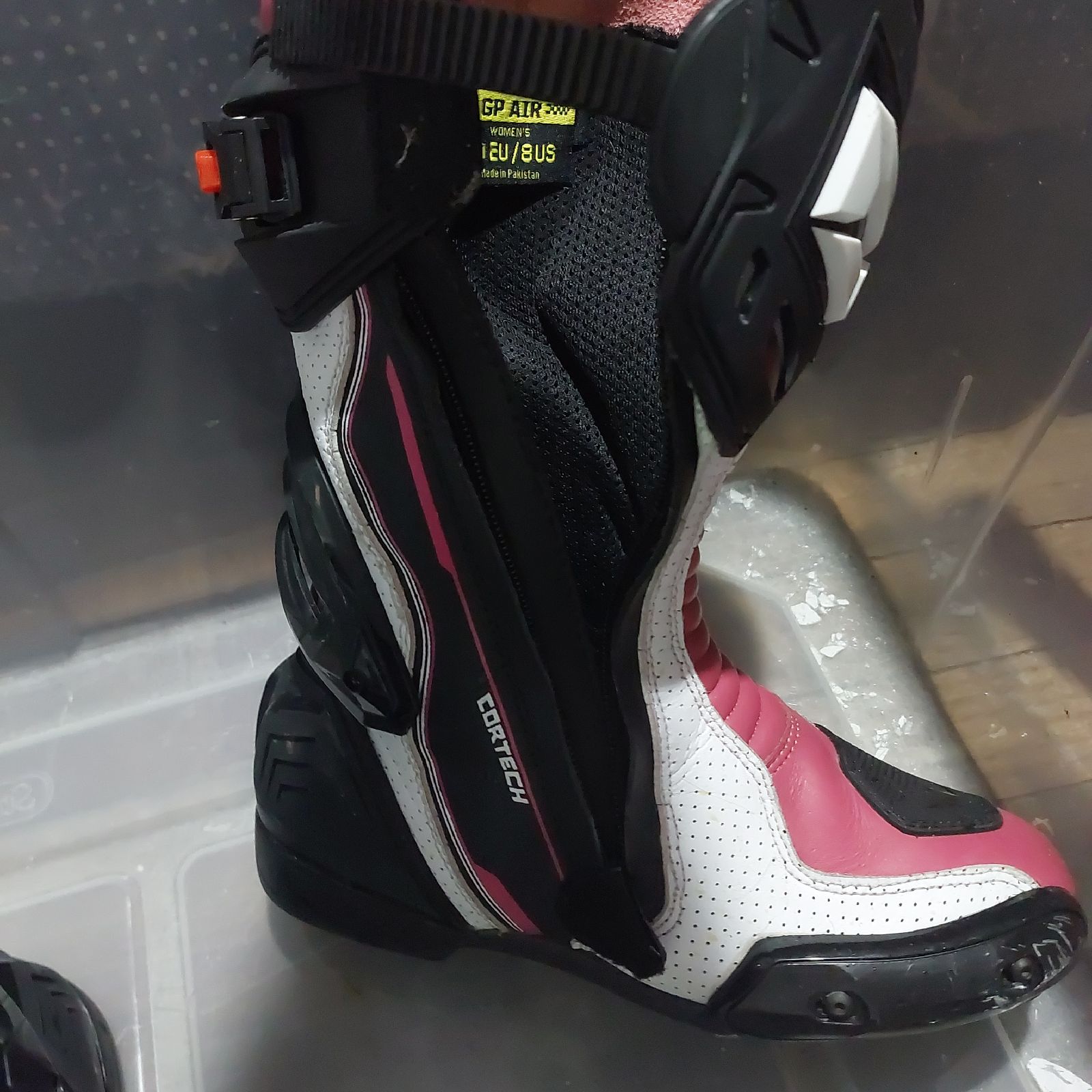 Motorcycle boots women