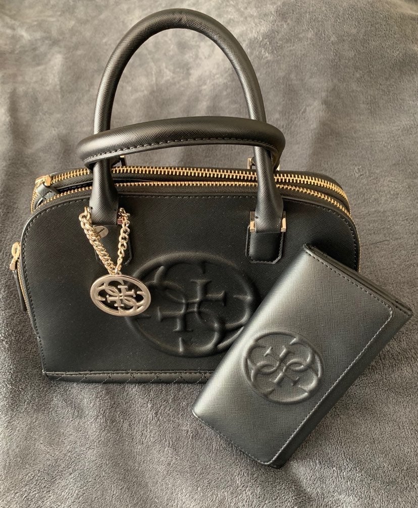 Guess handbag with matching wallet
