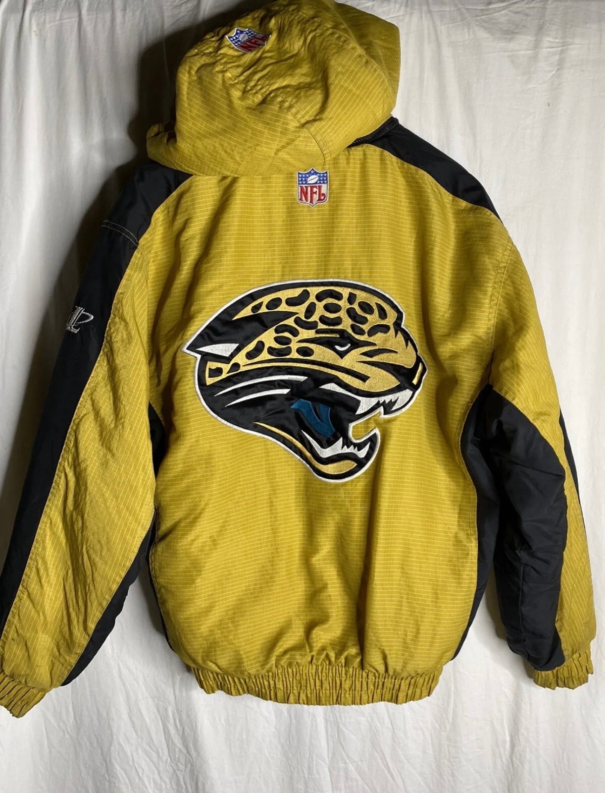 Jacksonville Jaguars vintage Jacket size medium